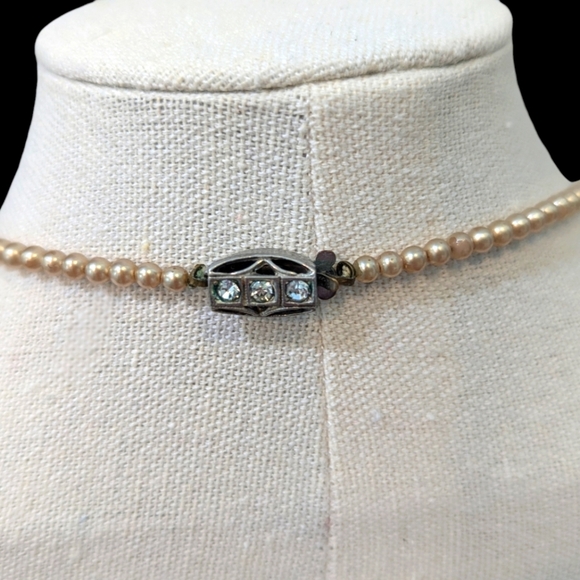Vintage Champagne Faux Pearls with Rhinestone Clasp - Picture 2 of 2